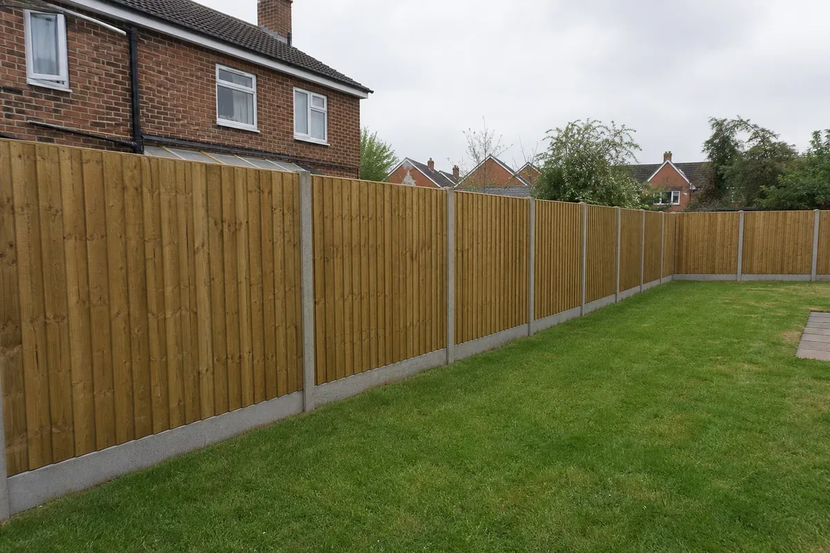 Garden fencing at a Nottingham residential property